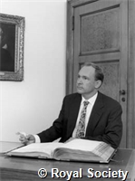 Berners Lee T J, IM000347 2.jpg