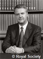 Gibson V C, IM004061.jpg