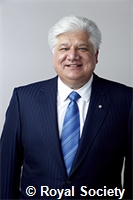 Lazaridis, Mihal (Mike)