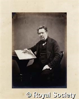 Bell T, IM Maull 000325.jpg