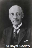 Walker G T, GA Russell 2.jpg
